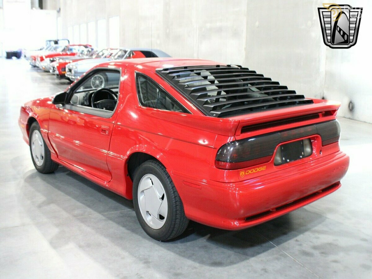 1993 Dodge Daytona, foto 3