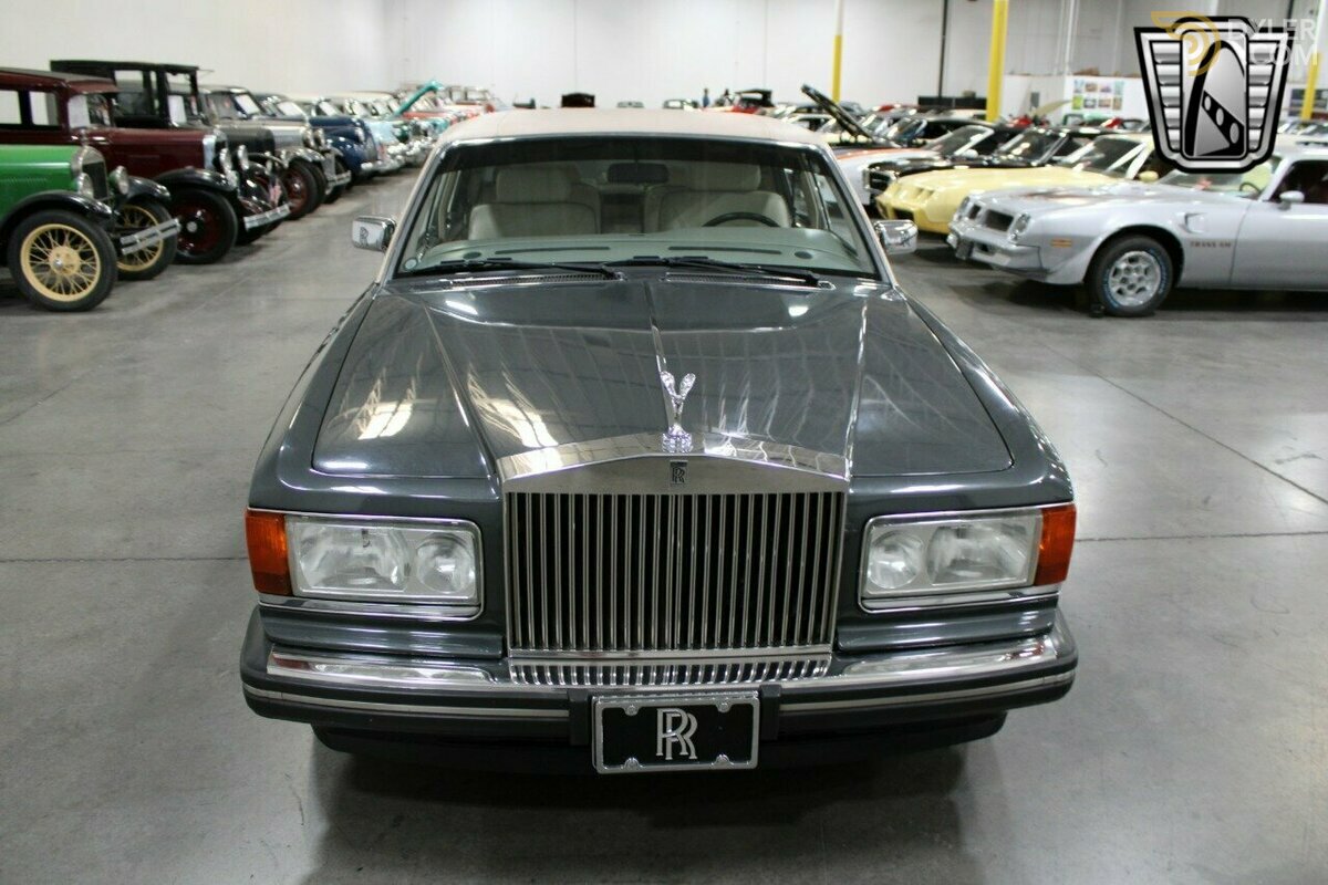 1990 Rolls-Royce Silver Spur, foto 2