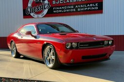 Dodge Challenger Coupe 2010