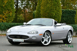 Jaguar XKR 4.0 V8 Silverstone convertible Cabriolet / Roadster 2000