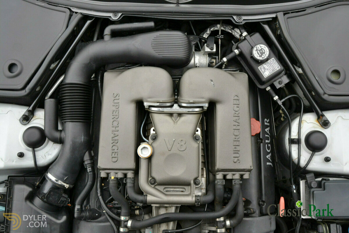2000 Jaguar XKR 4.0 V8 Silverstone convertible, foto 7