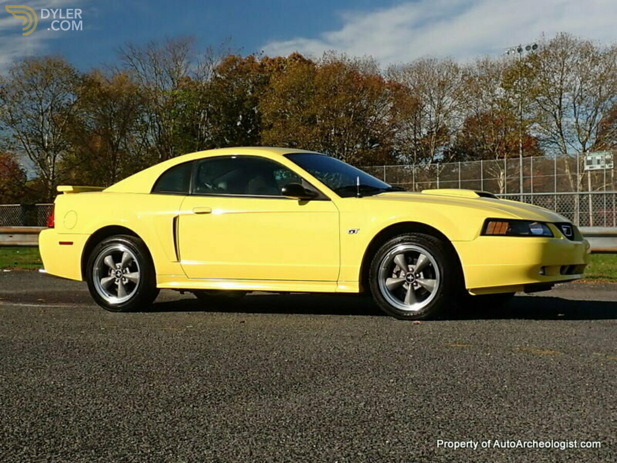 2001 Ford Mustang GT Coupe, foto 2