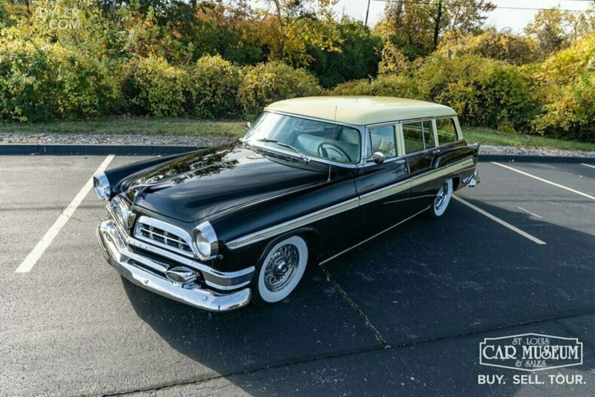 1955 Chrysler New Yorker Town & Country, foto 3