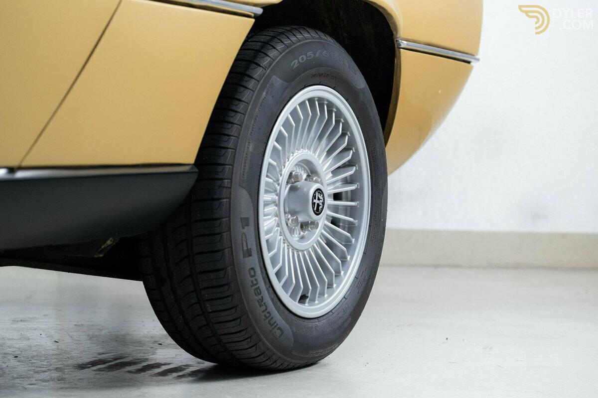 1974 Alfa Romeo Montreal, foto 8