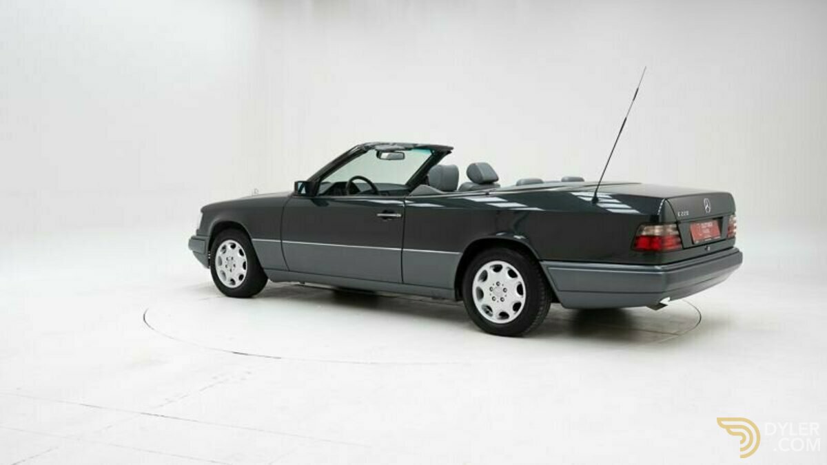 1994 Mercedes-Benz E 220, foto 4