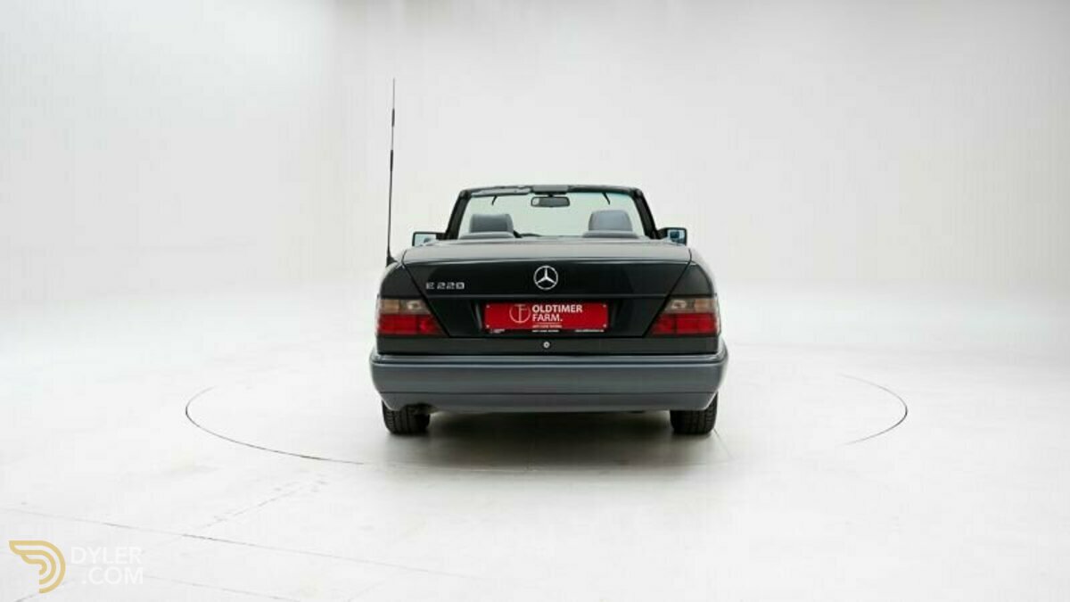 1994 Mercedes-Benz E 220, foto 7