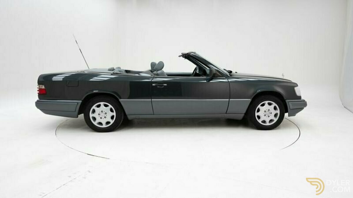 1994 Mercedes-Benz E 220, foto 9
