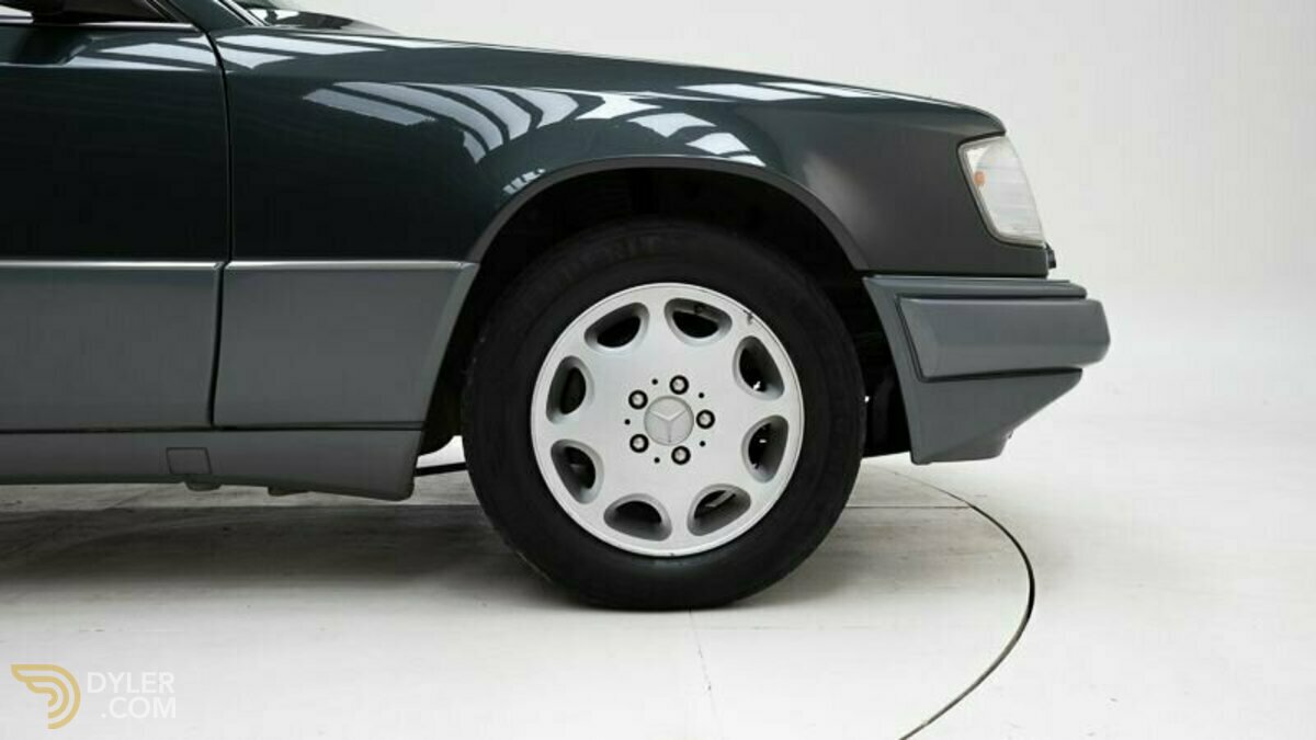 1994 Mercedes-Benz E 220, foto 10