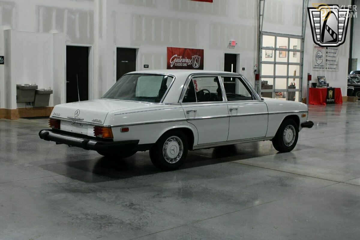1974 Mercedes-Benz 240D, foto 3