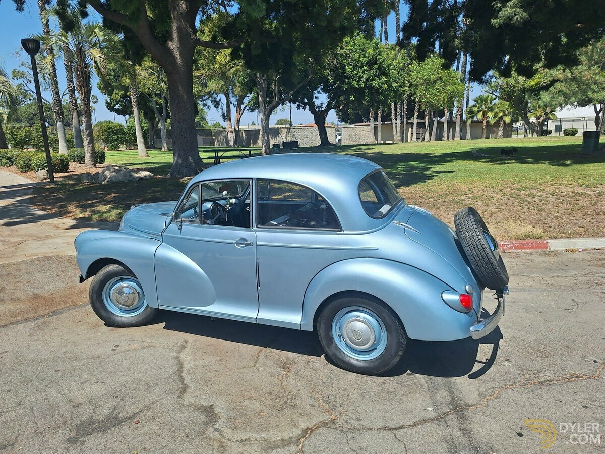Classic 1958 Morris Minor 1000 Limited Edition For Sale. Price 5