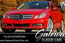 Mercedes-Benz E-Class E350 Coupe 2010 Rot