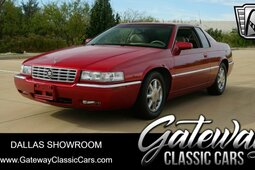 Cadillac Eldorado Coupé 2001 Rosso