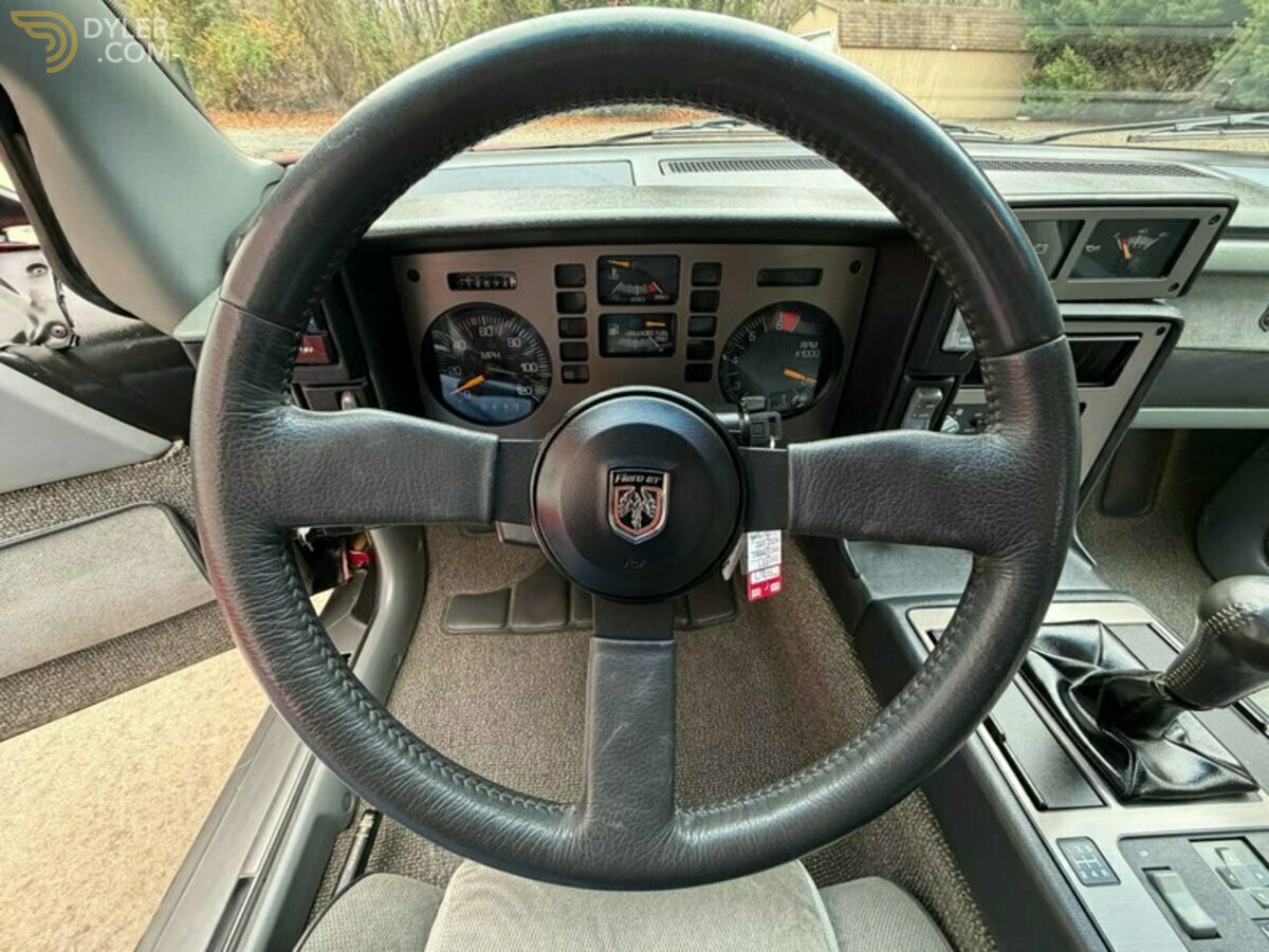 1987 Pontiac Fiero, foto 10