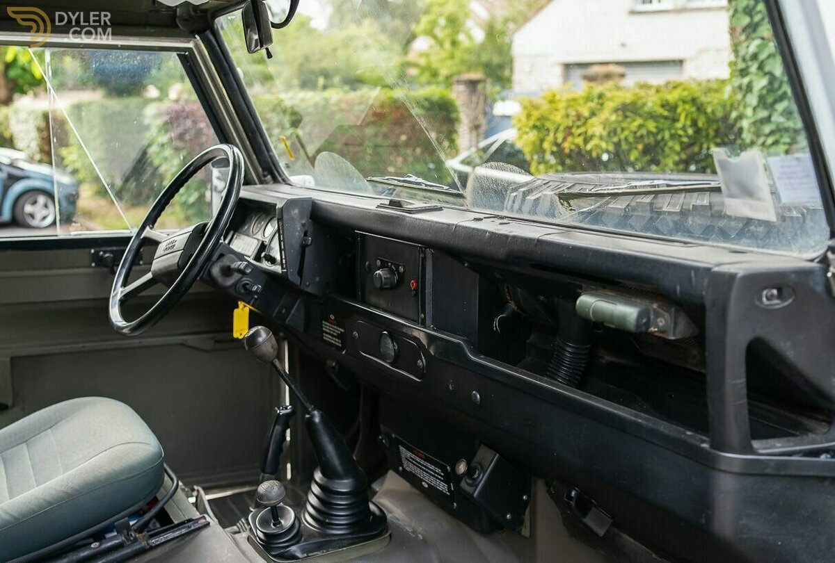1991 Land Rover Defender 110 Tithonus ex-ONU, foto 8