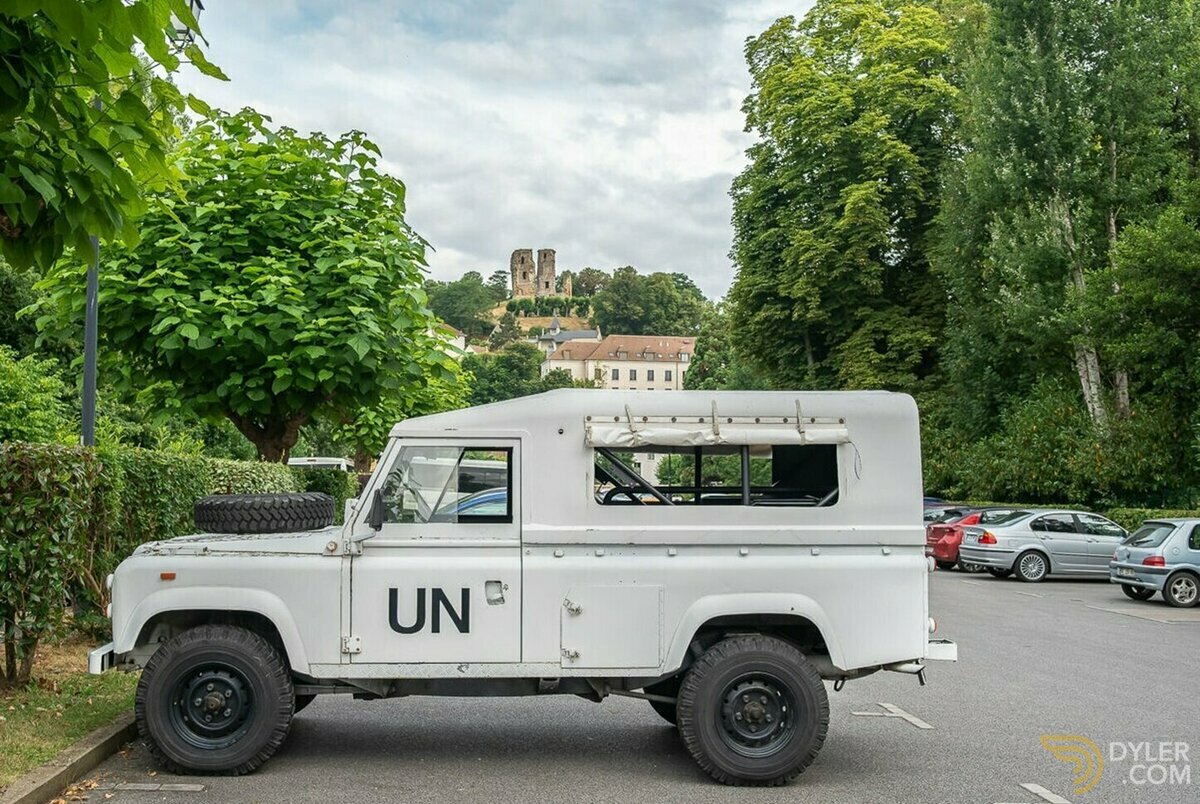 1991 Land Rover Defender 110 Tithonus ex-ONU, foto 4