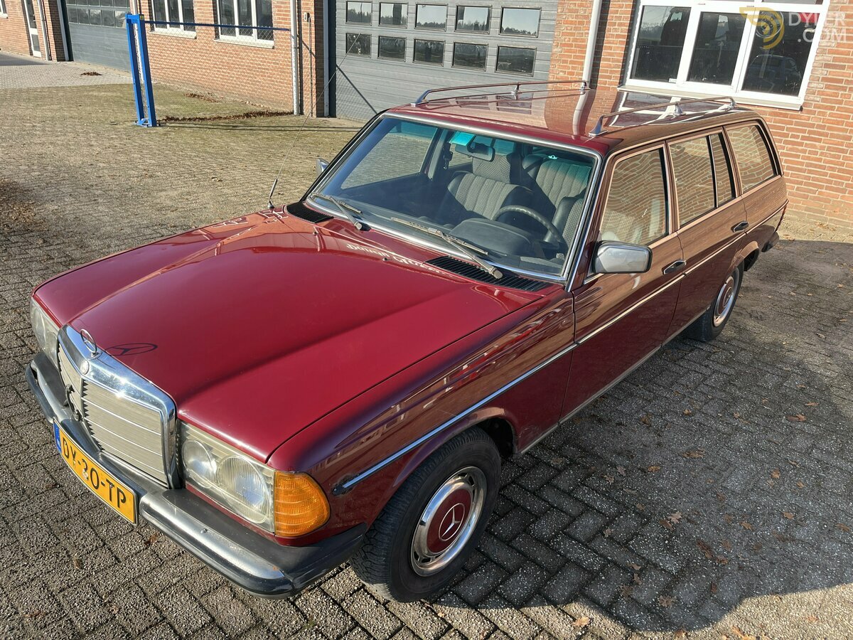 Classic 1979 Mercedes-Benz 230 T For Sale. Price 3 750 eur - Dyler