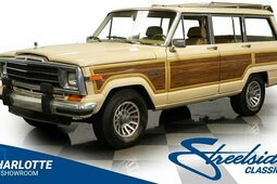 Jeep Wagoneer SUV 1989