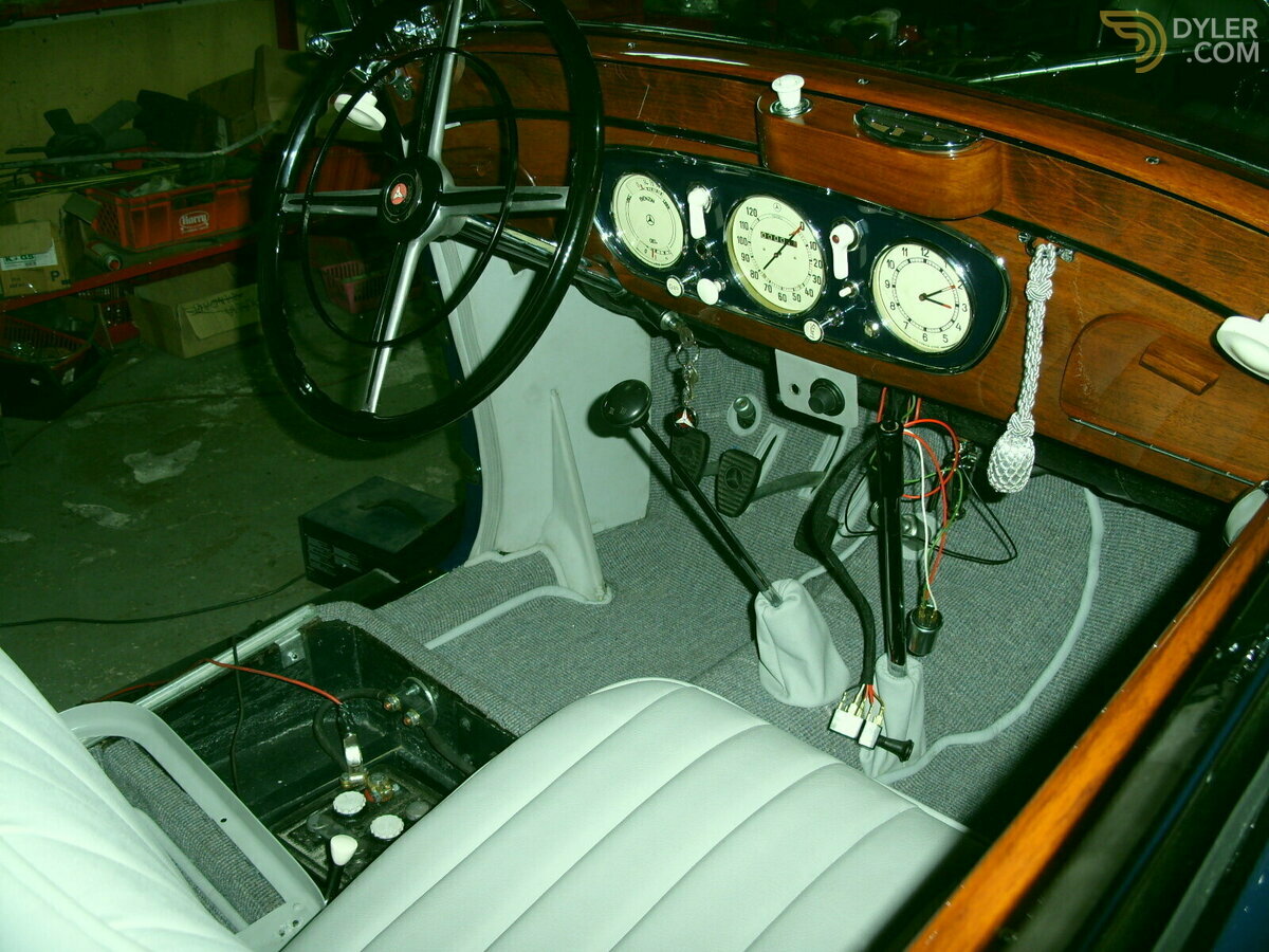 1935 Mercedes-Benz C 200 Cabriolet "Bare metal-Frame off restoration", foto 9