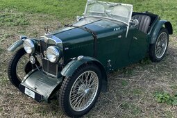 MG J2 Cabriolet / Roadster 1933 Goldfarben