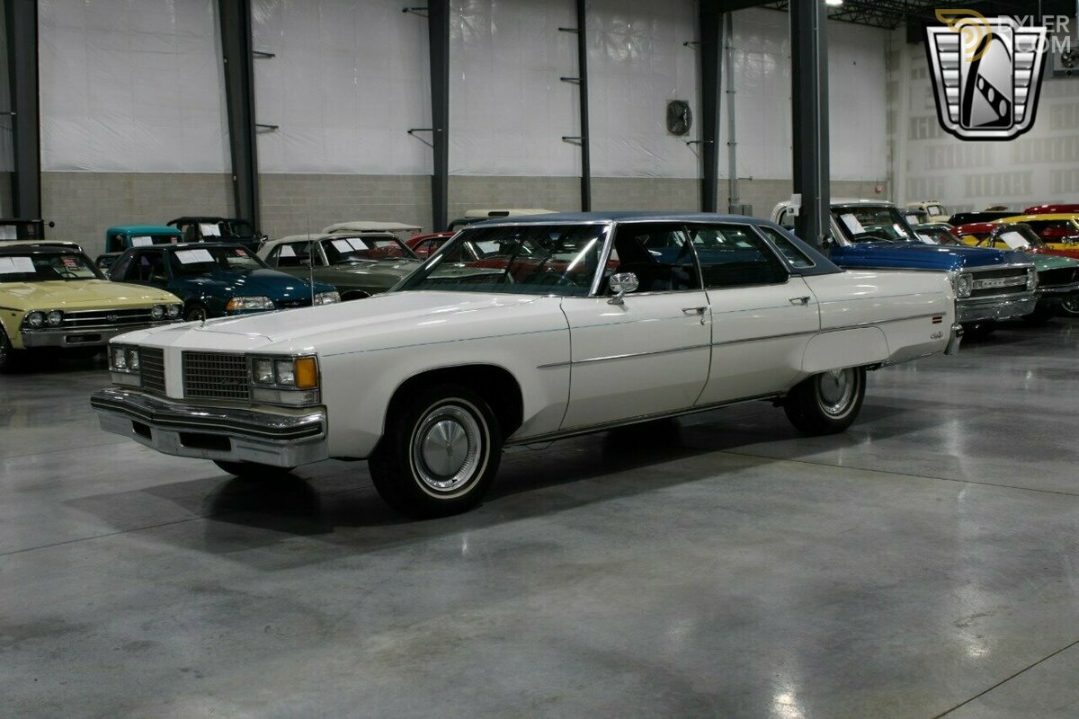 1976 Oldsmobile 98 Regency, foto 2
