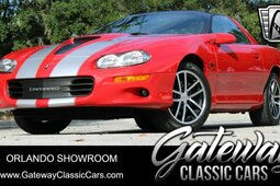 Chevrolet Camaro SS Anniversary Coupe 2002 Rot