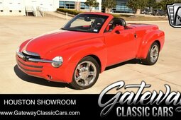 Chevrolet SSR Cabriolet / Roadster 2005 Rot
