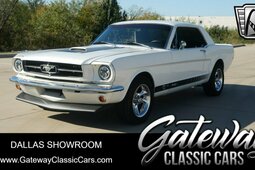 Ford Mustang Restomod Coupe 1965 White