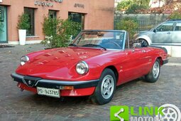 Alfa Romeo Spider 1.6 Cabriolet / Roadster 1989 Red