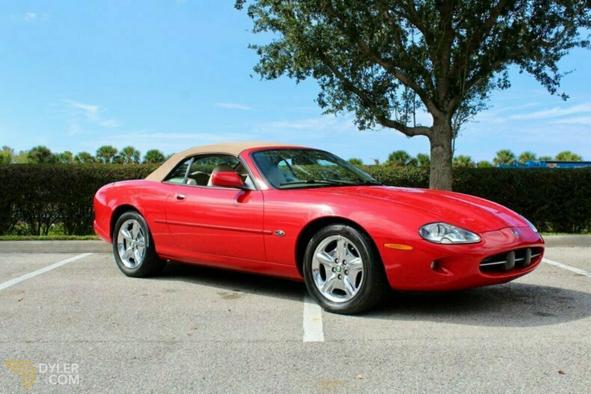 1999 Jaguar XK, foto 2