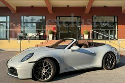 Porsche 911 911.992 Carrera S Cabrio 3.0 480cv auto NEW MODEL Cabriolet/Roadster 2025 Cinzento