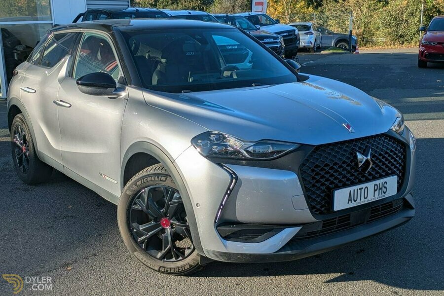 2021 DS Automobiles DS3 Crossback PERFORMANCE LINE PURETECH 100ch For ...