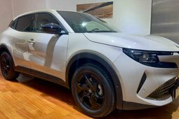 Alfa Romeo Junior 1.2 145 CV Hybrid eDCT6 pack techno SUV 2025 White