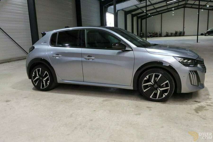 2024 Peugeot 208 Hybrid 136 e-dcs6 gt + navi + pack vision + toit