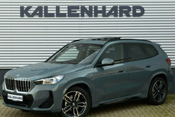 BMW X1 sDrive18i M-Sport - Pano - Trekhaak - ACC - Memory SUV 2025 Green