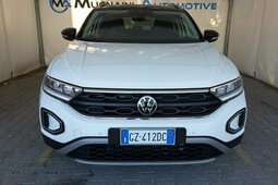 Volkswagen T-ROC 1.0 TSI 115cv Sport *solo 5.400 Km* SUV 2025 Bianco