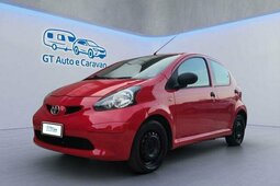 Toyota Aygo 1.0 12V VVT-i 5 porte Sedán / Berlina 2008 Rojo