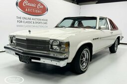 Buick Skylark - ONLINE AUCTION Coupe 1976 White