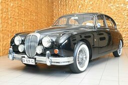 Daimler Sovereign 2.5 V8 AUTO GUIDA A DESTRA PERFETTA ITALIANA NUOVA Berlina 1965 Nero