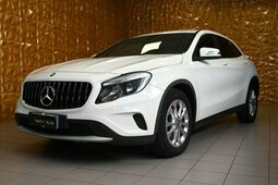 Mercedes-Benz GLA 180 D EXECUTIVE AUT.TEL CERCHI 17"VETRI SCURI SED.RISC SUV 2019 Bianco