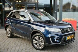 Suzuki Vitara 1.5 HYBRID SELECT RHINO EDITION A/T 5 SITZ Berlina compatta 2024 Blu
