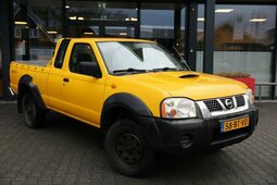 Nissan Navara 2.5 DTI KING-CAB 4WD VAN MARGE Fuoristrada 2005 Giallo