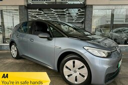 Volkswagen ID.3 Pro Performance 58kWh Life Hatchback Electric Auto Berlina compatta 2020 Blu