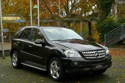 Mercedes-Benz ML 500 4Matic*AMG-Styling~Offr-Paket~StHz~AHK*... 2007