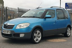 Skoda Roomster 1.6 16V Scout MPV 5dr Petrol Tiptronic (185 g/km, 2009 Blue