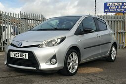 Toyota Yaris 1.5 VVT-h T Spirit Hatchback 5dr Petrol Hybrid CVT Hatchback 2012 Silver