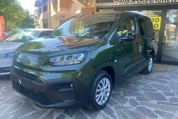Fiat Doblo Doblò 1.5 BlueHdi 130CV AT8 Crew Cab Monovolume / MPV 2025 Verde