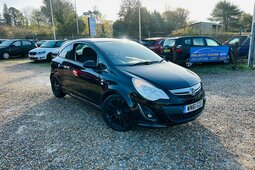 Vauxhall Corsa 1.3 CDTi ecoFLEX Limited Edition Hatchback 3dr Die Berlina compatta 2011 Nero