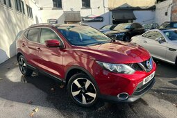 Nissan Qashqai 1.5 dCi N-Connecta 2WD Euro 6 (s/s) 5dr 2017 Red