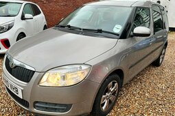 Skoda Roomster 1.6 16V SE MPV 5dr Petrol Manual (167 g/km, 105 bh 2010 Beige