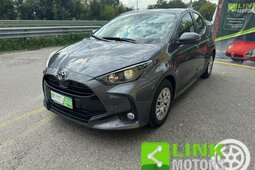 Toyota Yaris 1.0 5 porte Active Berlina 2023 Grigio